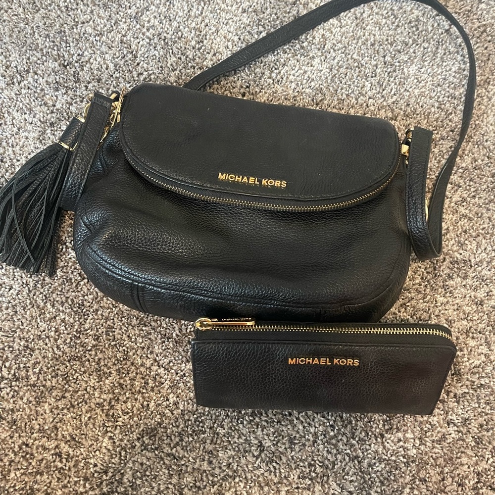 Michael kors satchel bag and wallet